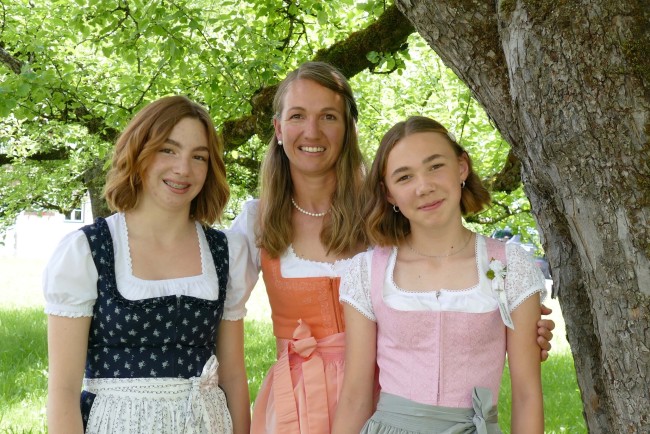 Damen des Hauses - Familie Steger